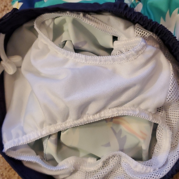 Cat & Jack Boy Swim Trunks Size 4 T - Picture 5 of 8